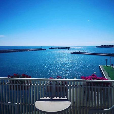 B&B La Baia Sea Rooms Bisceglie Extérieur photo