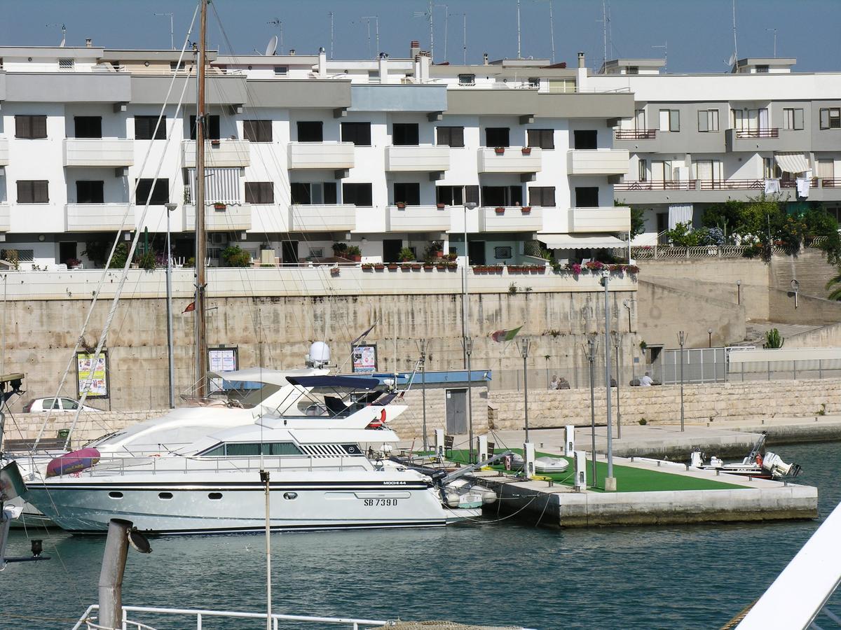 B&B La Baia Sea Rooms Bisceglie Extérieur photo