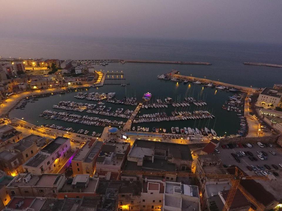 B&B La Baia Sea Rooms Bisceglie Extérieur photo
